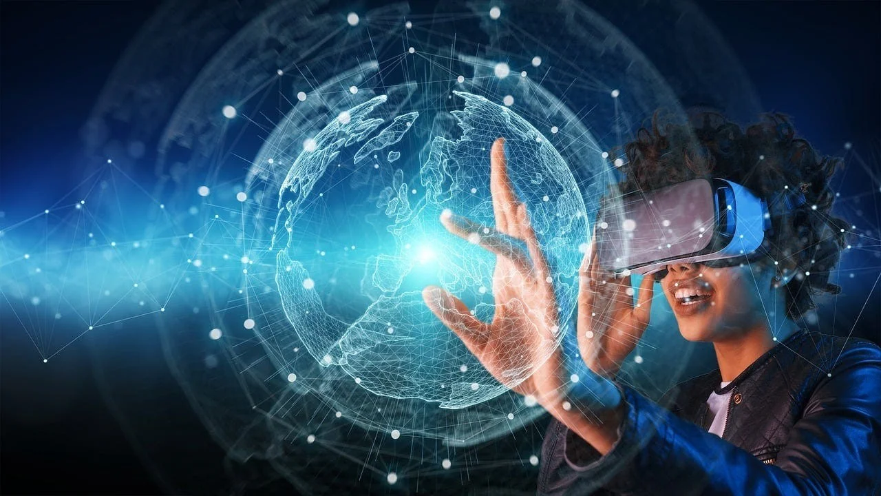 Immersive Technologies: AR & VR Integration